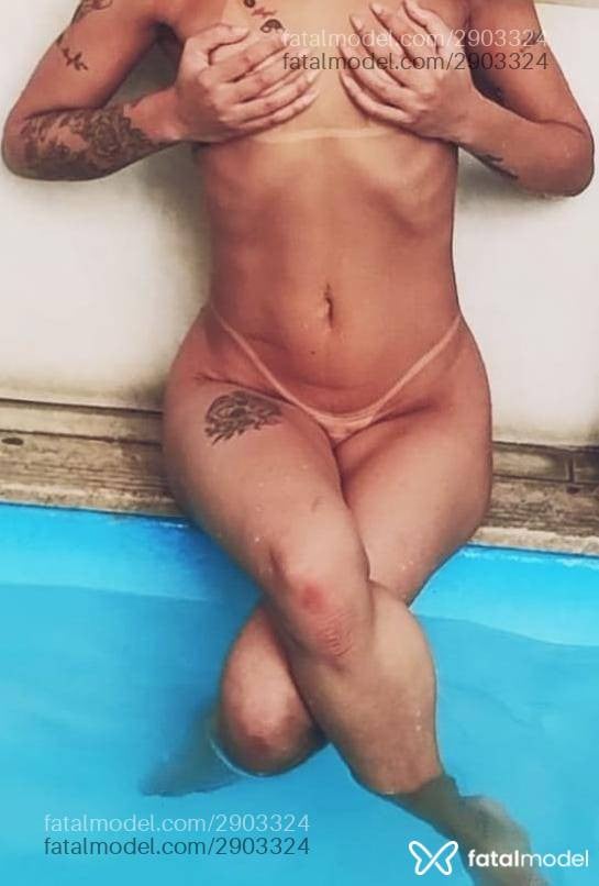 Acompanhante mulher com cabelo castanho de olhos castanhos - Morgana Valmont