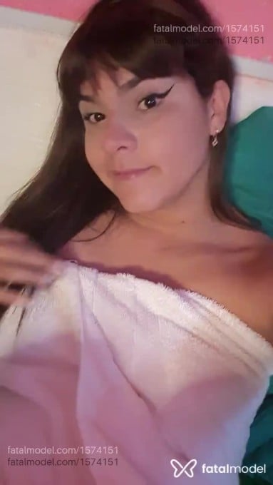 Acompanhante mulher trans com cabelo castanho de olhos castanhos em Virtual - Agabyhot