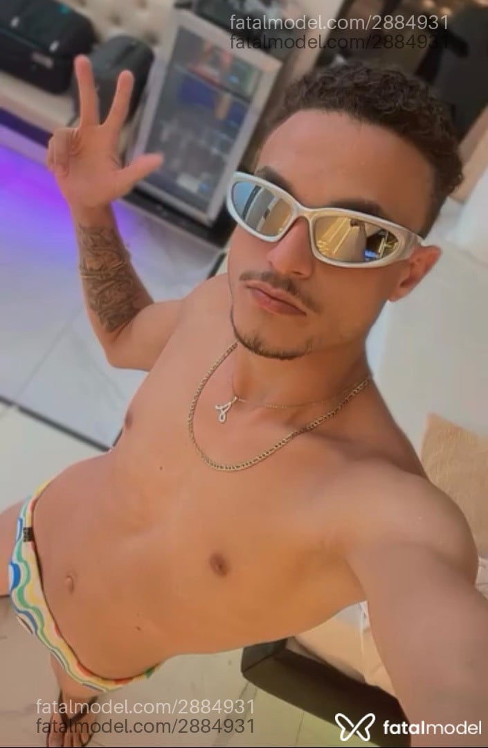 Acompanhante homem com cabelo castanho de olhos castanhos em Francisco Morato - Allan Heilige