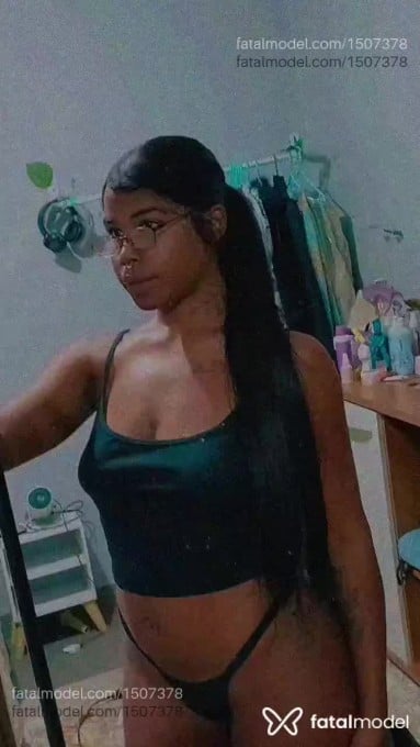 Acompanhante mulher loira (o) de olhos castanhos em Sertãozinho - Cristall