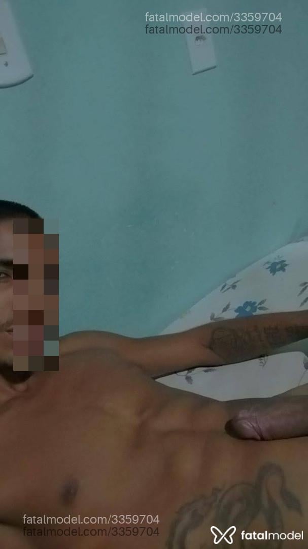 Acompanhante homem morena (o) de olhos castanhos em Porto Velho - Morenodot
