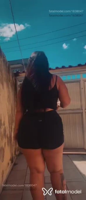 Acompanhante mulher com cabelo castanho de olhos castanhos em Virtual - Lah