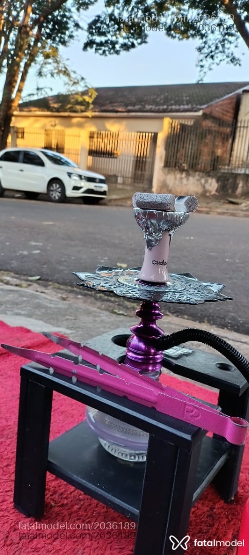 Acompanhante mulher com cabelo castanho de olhos pretos em Maringá - Bombomzinho