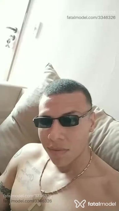 Acompanhante homem morena (o) de olhos castanhos em Brasília - Rodrigo
