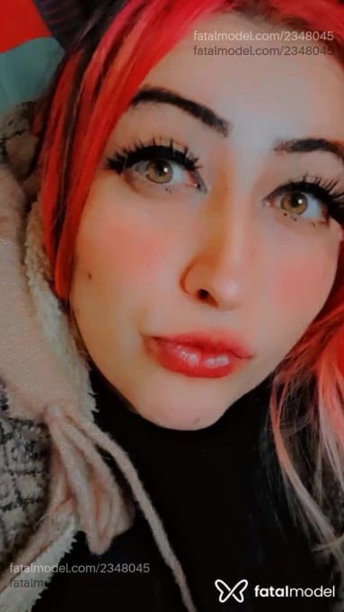 Acompanhante mulher com cabelo castanho de olhos castanhos em Guaratuba Acompanhante mulher com cabelo castanho de olhos castanhos em Guaratuba - Trixxcwb