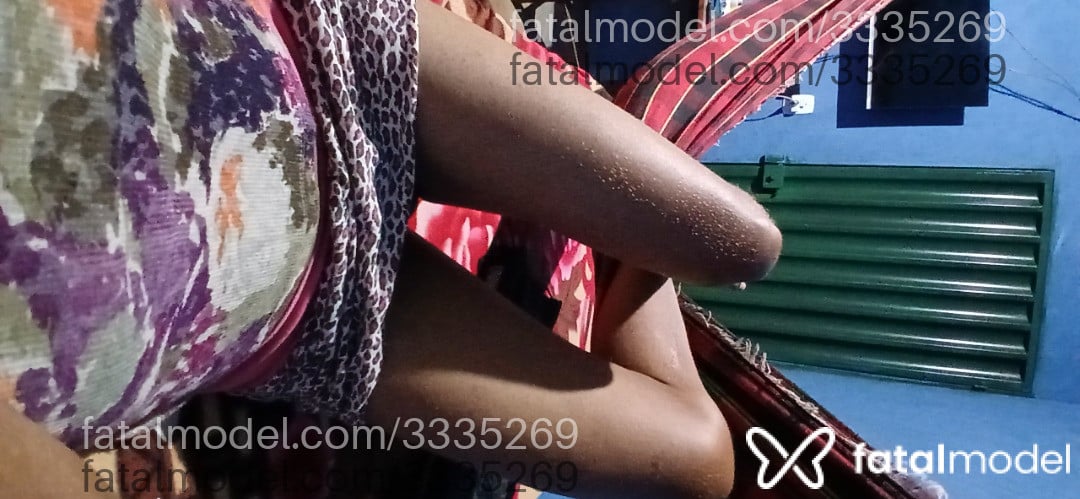 Acompanhante homem com cabelo castanho de olhos castanhos em Araguaína - Val
