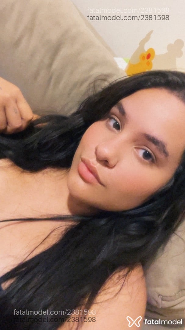 Acompanhante mulher morena (o) de olhos castanhos em Goiânia - Sarah Mel
