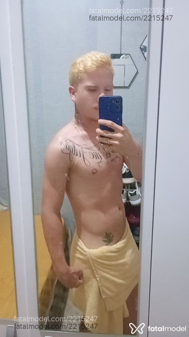 Acompanhante homem morena (o) de olhos castanhos em Nova Mutum - Camilo