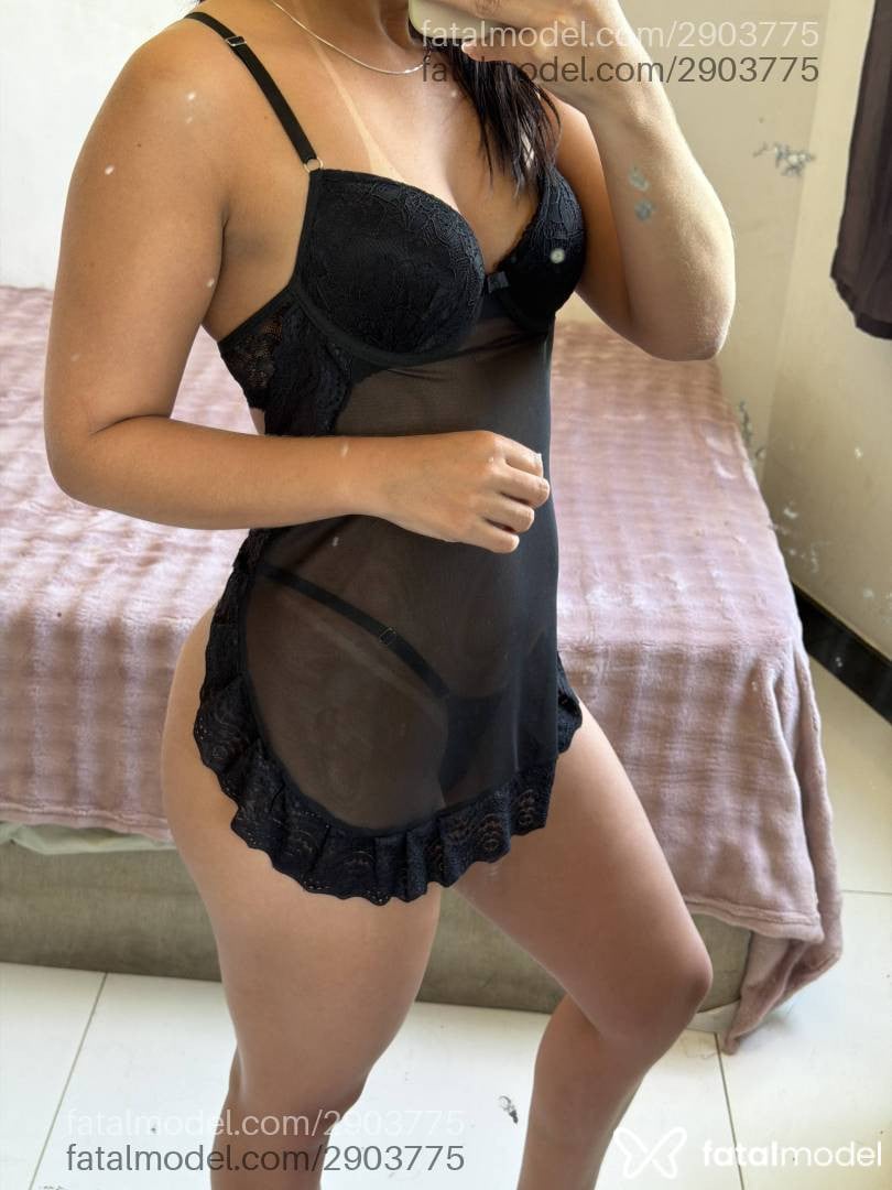 Acompanhante mulher com cabelo castanho de olhos castanhos - Fernanda