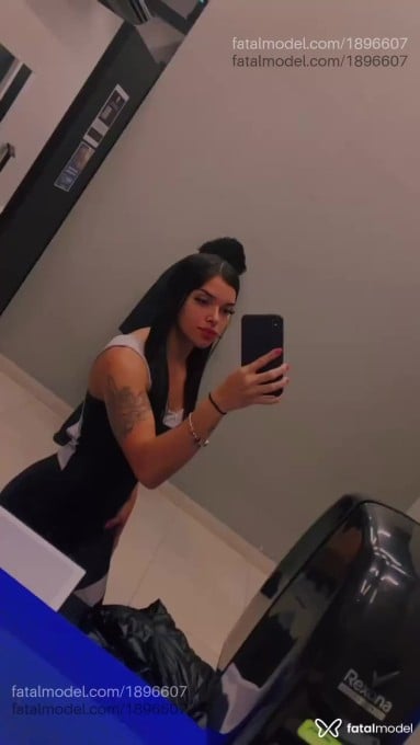 Acompanhante mulher morena (o) de olhos castanhos - Caahh Acompanhante mulher morena (o) de olhos castanhos - Caahh