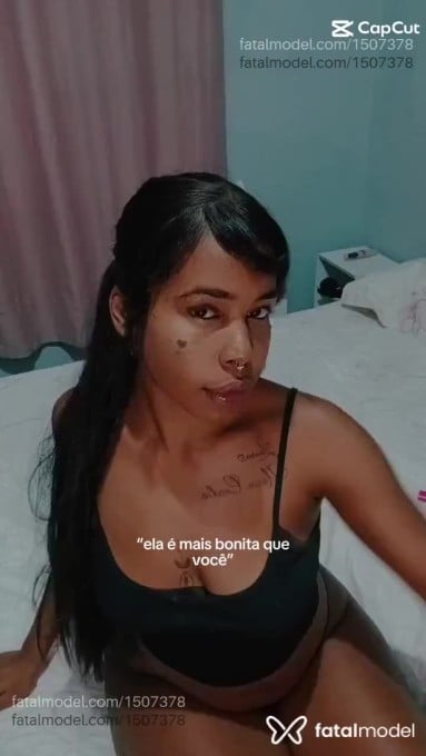 Acompanhante mulher loira (o) de olhos castanhos em Sertãozinho - Cristall