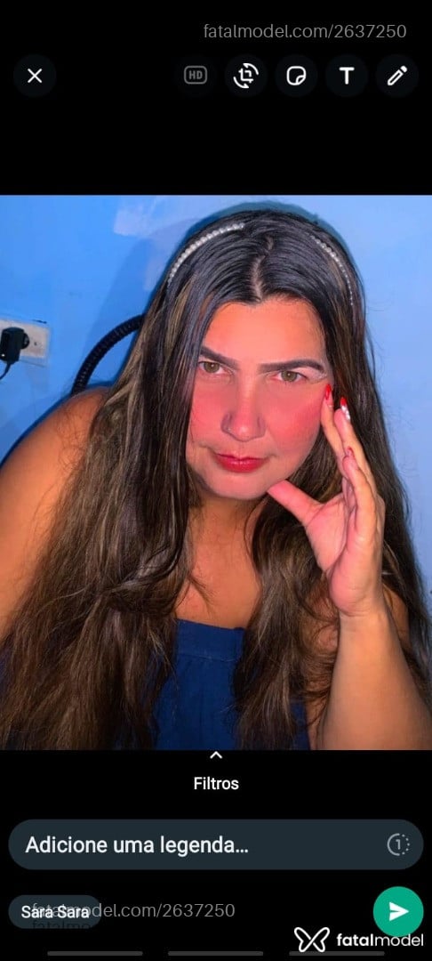 Acompanhante mulher loira (o) de olhos castanhos em Caraguatatuba - Estrela Santos