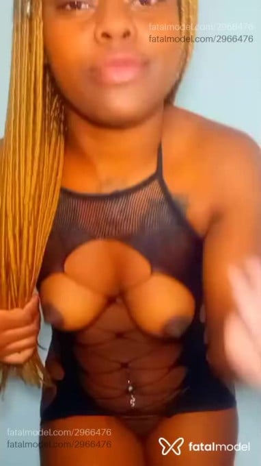 Acompanhante mulher morena (o) de olhos pretos em Pindamonhangaba - Eduarda