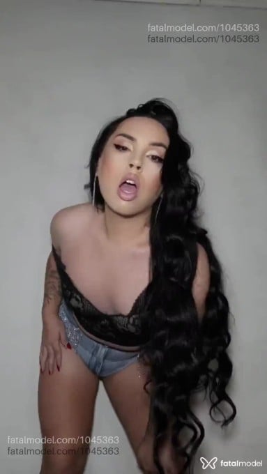 Acompanhante mulher trans morena (o) de olhos castanhos em Virtual - MORENA LOVATELI