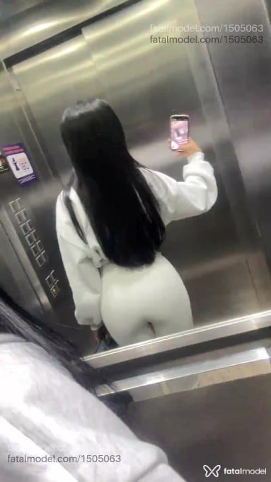 Acompanhante mulher morena (o) de olhos pretos em Porto Alegre - Aline Manauara