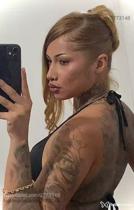 Acompanhante mulher com cabelo castanho de olhos castanhos em São Paulo - Bianca Savoy