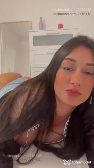 Acompanhante mulher morena (o) de olhos castanhos em Campo Belo - Mia Bueno