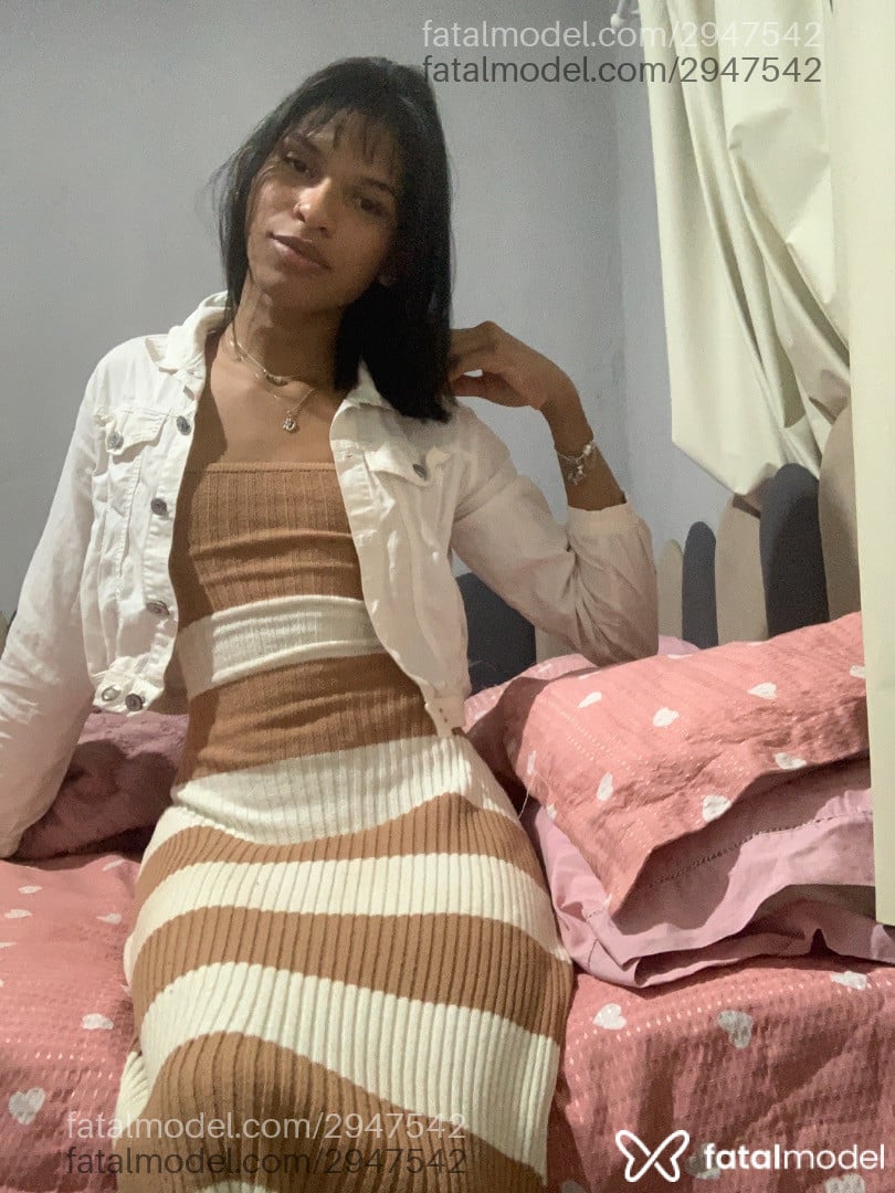 Acompanhante mulher trans morena (o) de olhos castanhos em Bauru - Nabi