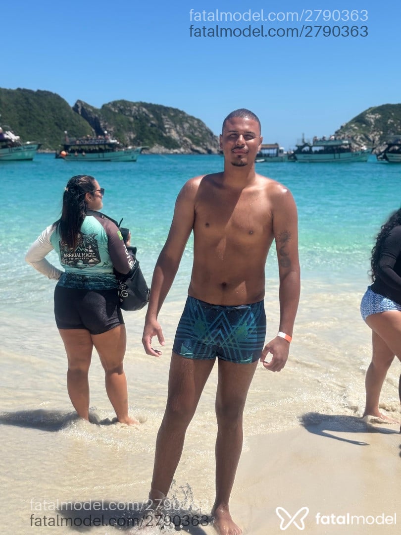 Acompanhante homem morena (o) de olhos pretos em Vitória - Will