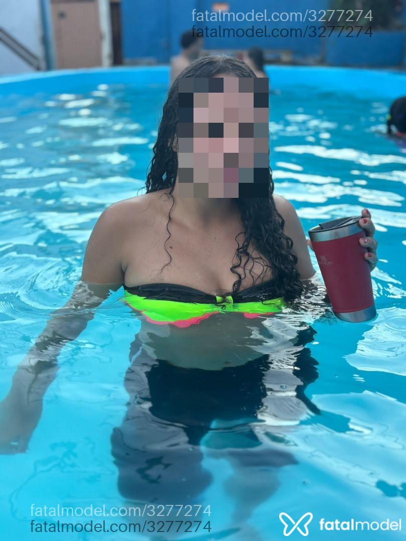 Acompanhante mulher com cabelo castanho de olhos verdes em Virtual - Kiara Ferreira