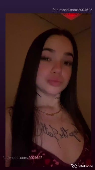 Acompanhante mulher com cabelo castanho de olhos mel em Viamão - Bruna