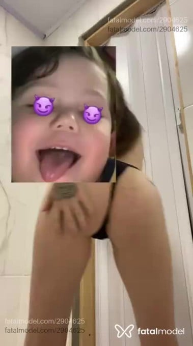 Acompanhante mulher com cabelo castanho de olhos mel em Viamão - Bruna