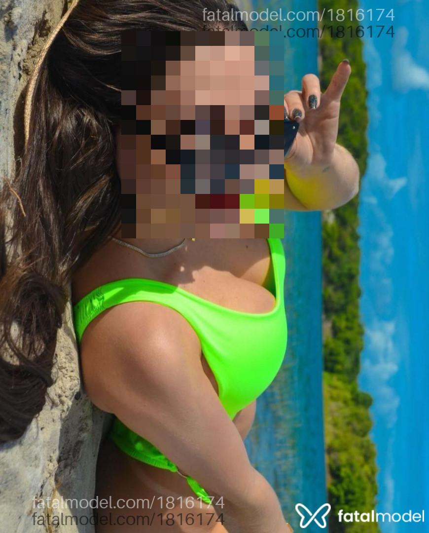 Acompanhante mulher com cabelo castanho de olhos castanhos - Thaís Pherraz