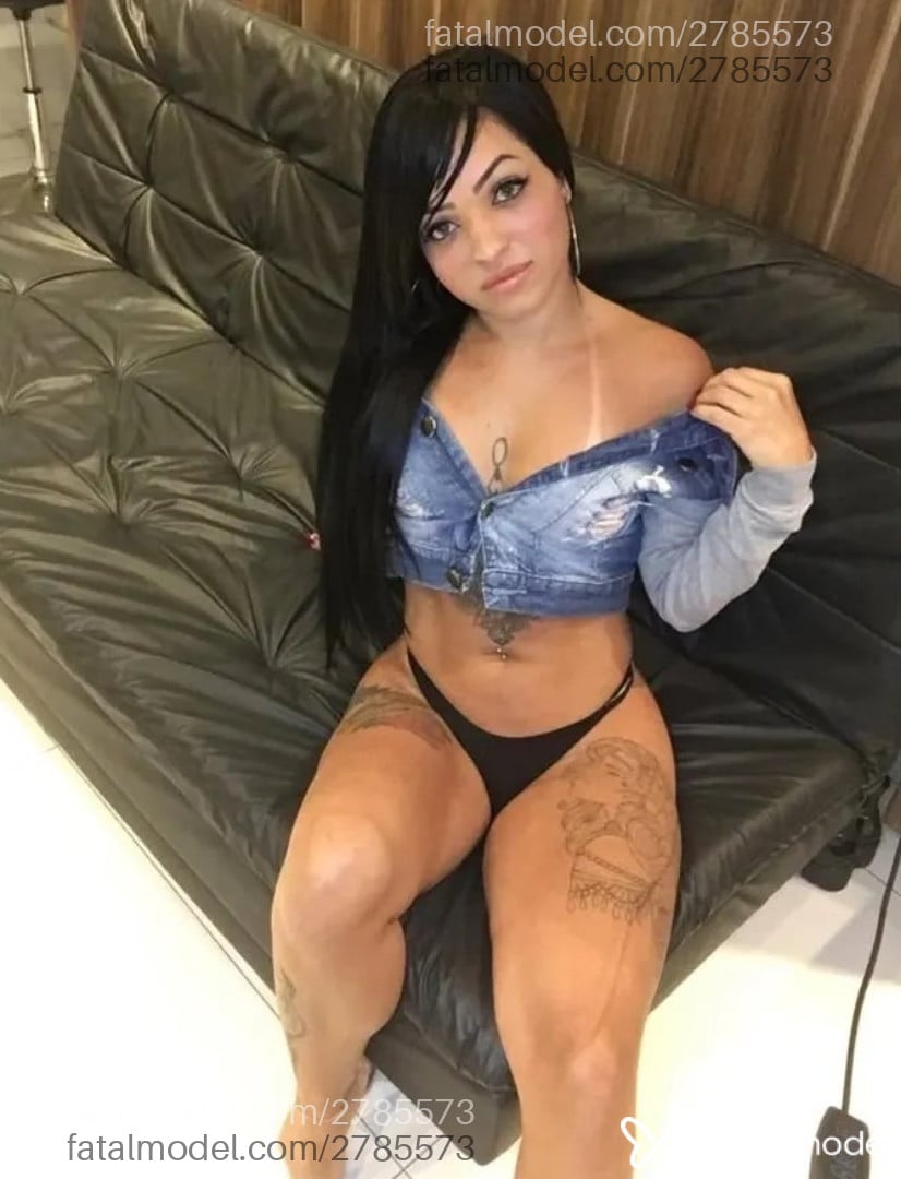 Acompanhante mulher morena (o) de olhos castanhos em Rio de Janeiro - Líllith