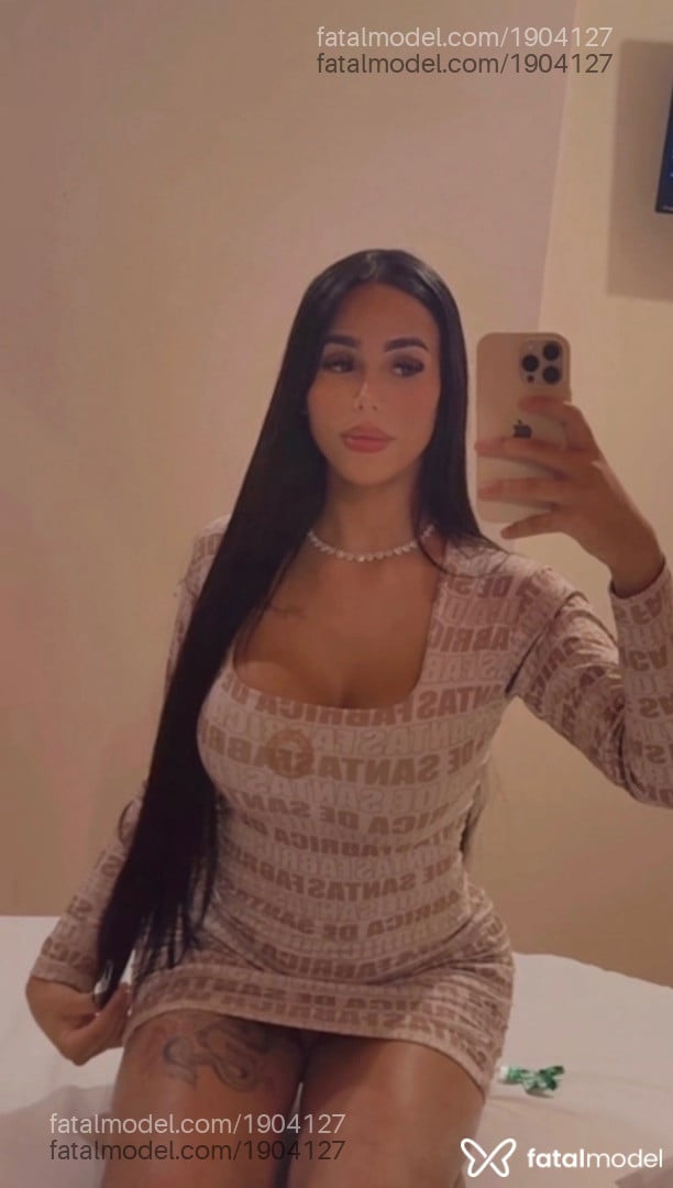 Acompanhante mulher trans morena (o) de olhos castanhos em Canoas - Mariavilla
