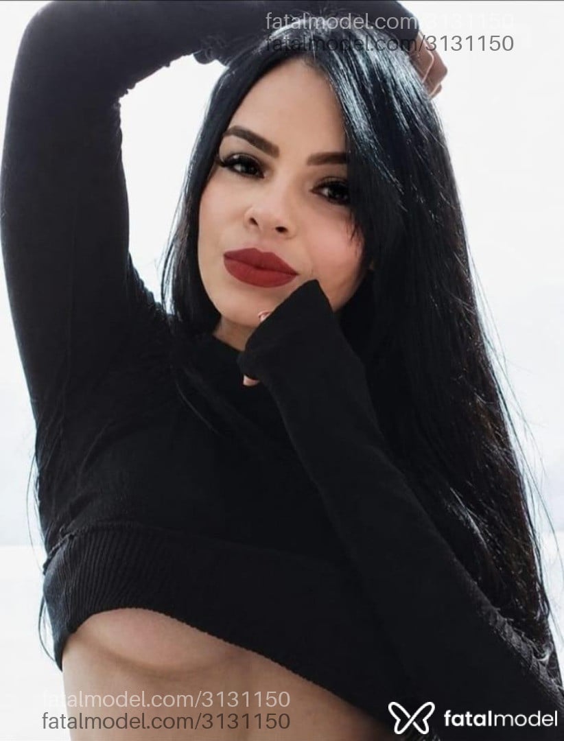 Acompanhante mulher morena (o) de olhos castanhos em Araxá - Júlia Tavares