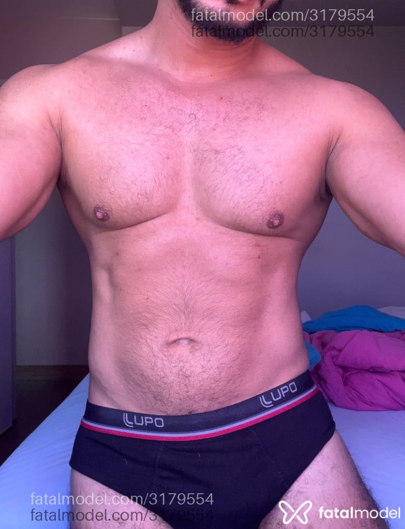 Acompanhante homem morena (o) de olhos mel em Uberaba - Daniel