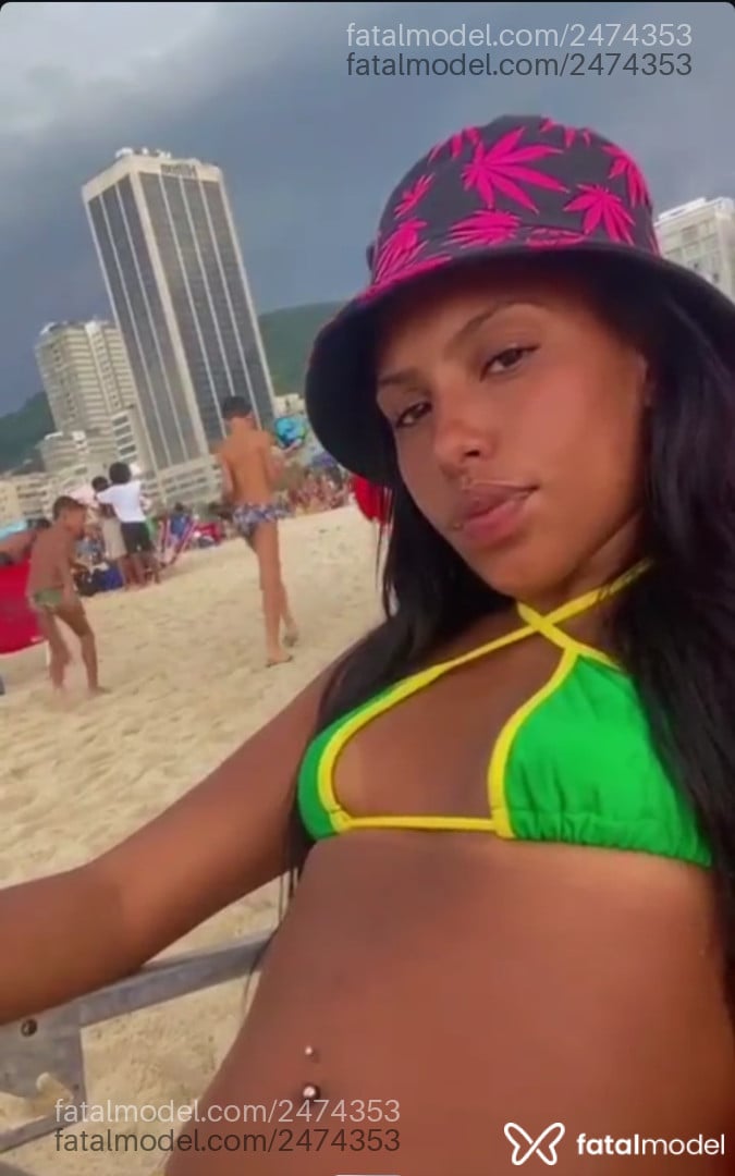 Acompanhante mulher morena (o) de olhos pretos em Jequié Acompanhante mulher morena (o) de olhos pretos em Jequié - Letícianinfetinha