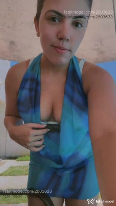 Acompanhante mulher com cabelo castanho de olhos castanhos em Virtual - Karis