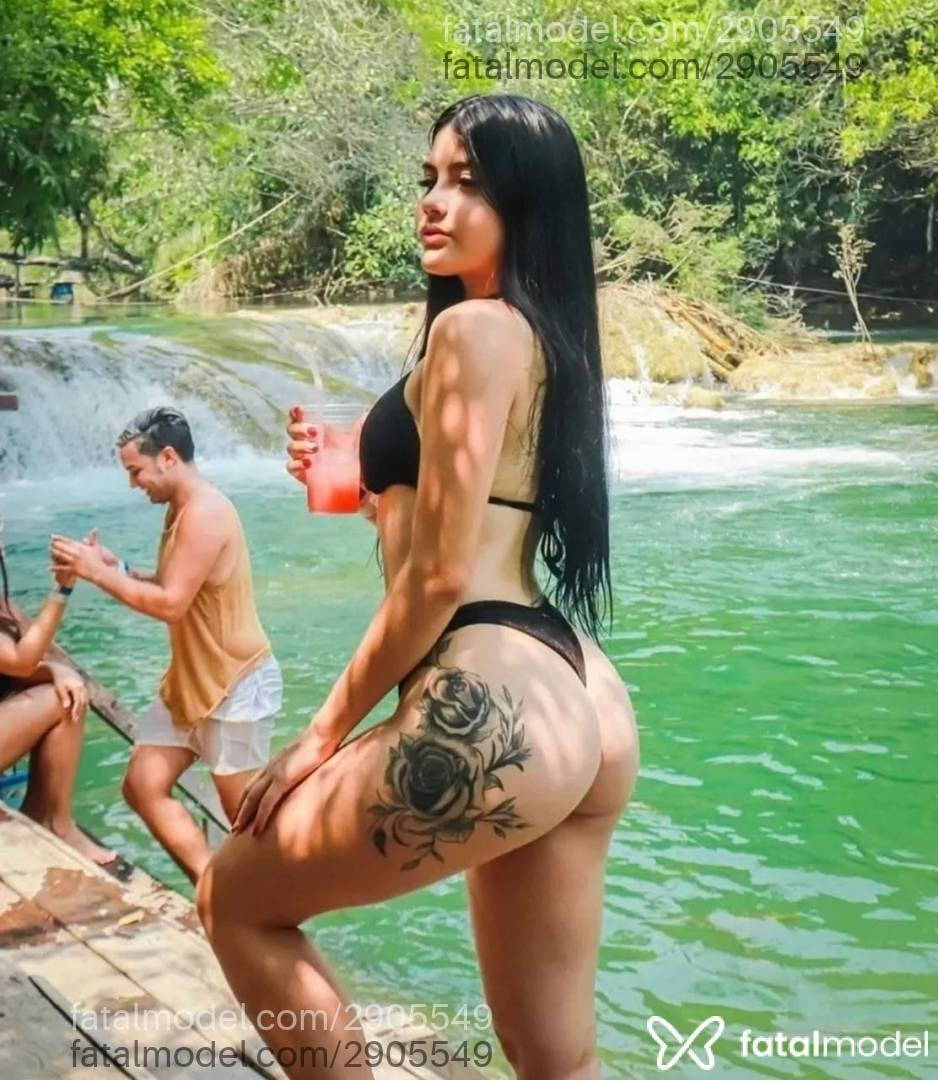Acompanhante mulher morena (o) de olhos castanhos - Antonella