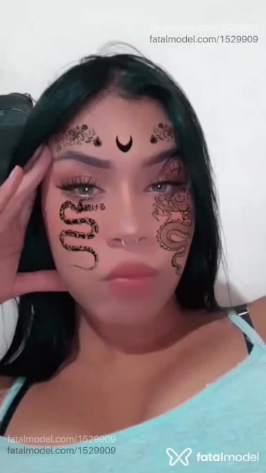 Acompanhante mulher morena (o) de olhos castanhos em São Paulo - Carolina