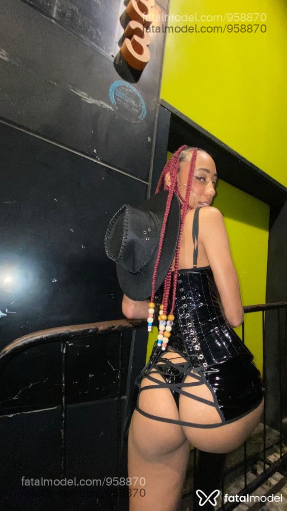 Acompanhante mulher ruiva (o) de olhos castanhos em Contagem - Cacau Moura