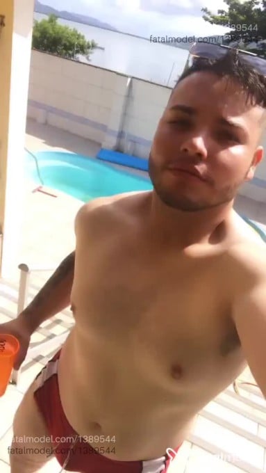 Acompanhante homem com cabelo castanho de olhos mel em Sapucaia do Sul Acompanhante homem com cabelo castanho de olhos mel em Sapucaia do Sul - Pedro
