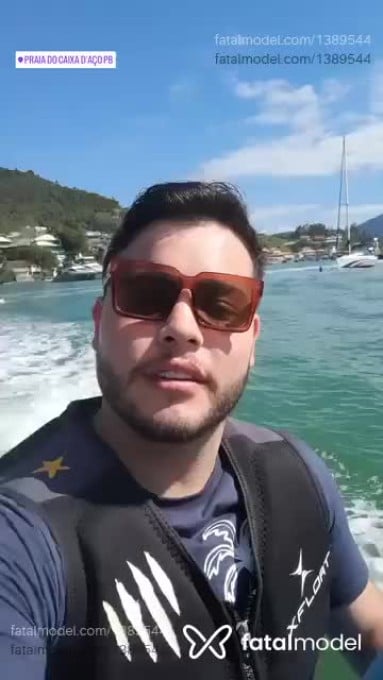 Acompanhante homem com cabelo castanho de olhos mel em Sapucaia do Sul Acompanhante homem com cabelo castanho de olhos mel em Sapucaia do Sul - Pedro