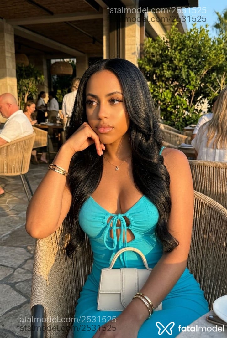 Acompanhante mulher morena (o) de olhos castanhos em Florianópolis - Fabiana Anjos
