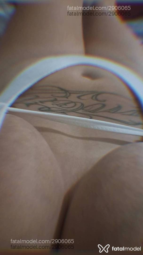 Acompanhante mulher morena (o) de olhos castanhos - Maitê