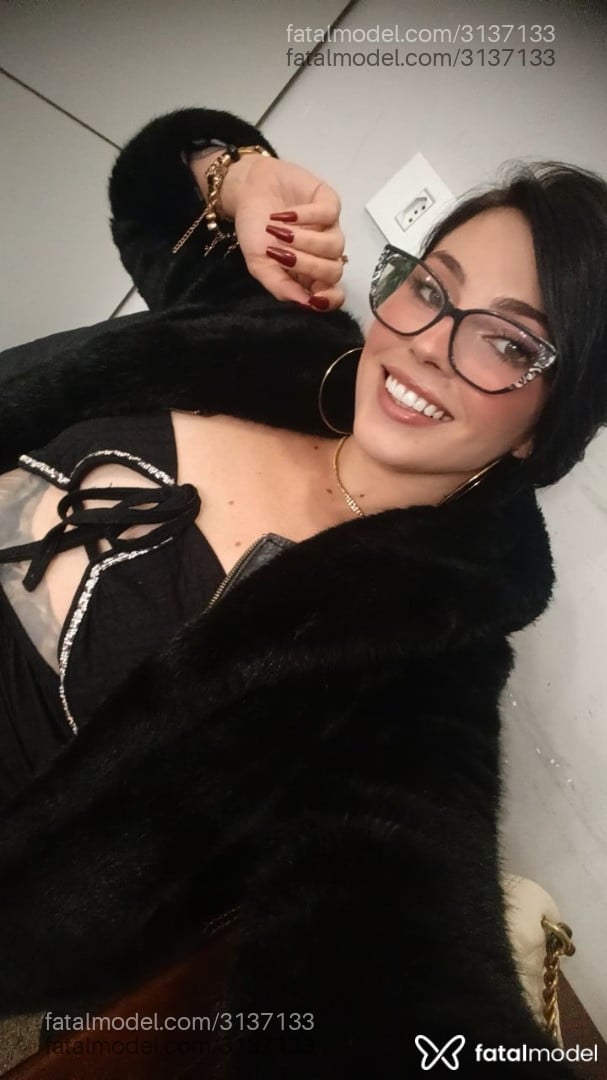 Acompanhante mulher morena (o) de olhos mel em Campo Grande - Polly