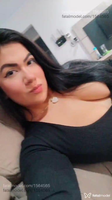 Acompanhante mulher morena (o) de olhos castanhos em Pelotas - Lari
