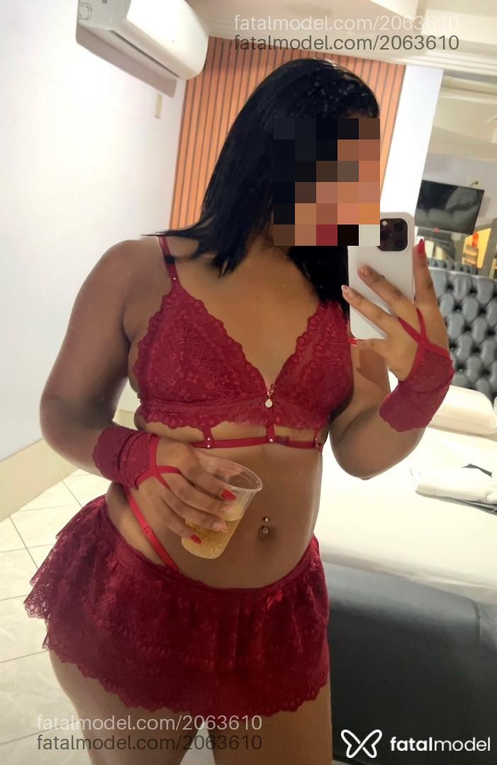 Acompanhante mulher morena (o) de olhos pretos em Vitória - Morenagts