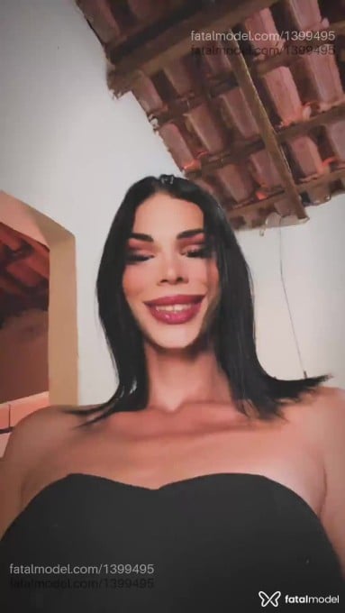Acompanhante mulher trans morena (o) de olhos castanhos em Monte Carmelo Acompanhante mulher trans morena (o) de olhos castanhos em Monte Carmelo - Patrícia Mendy