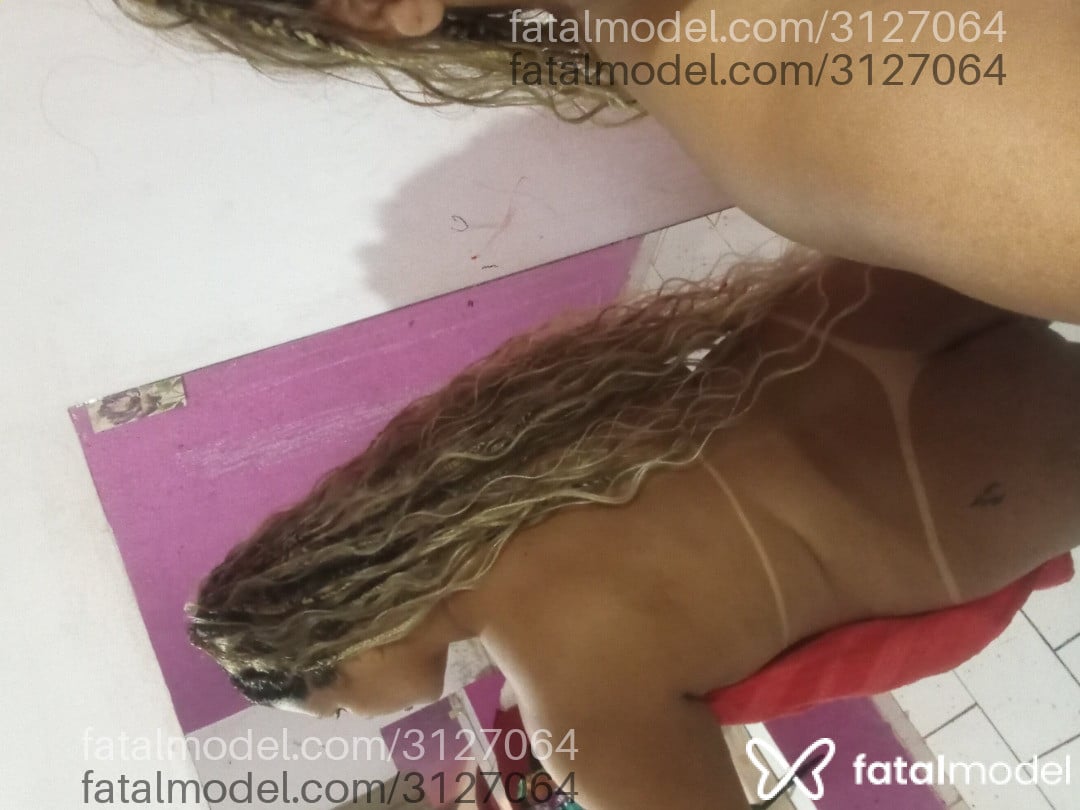 Acompanhante mulher morena (o) de olhos pretos em Jacarezinho - Indinha