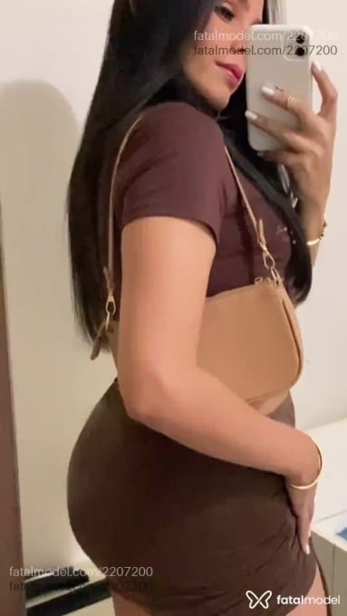 Acompanhante mulher com cabelo castanho de olhos castanhos em Rio de Janeiro - Lua