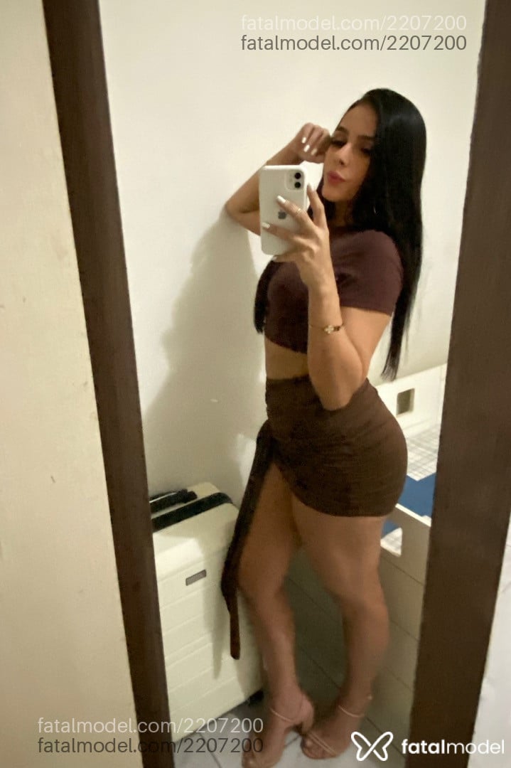 Acompanhante mulher com cabelo castanho de olhos castanhos em Rio de Janeiro - Lua