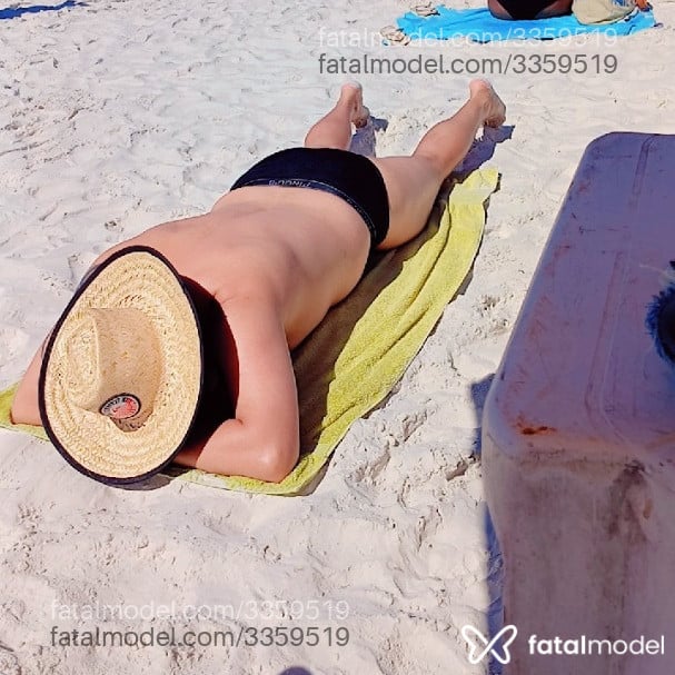 Acompanhante homem com cabelo castanho de olhos castanhos em Patos de Minas - Redpop