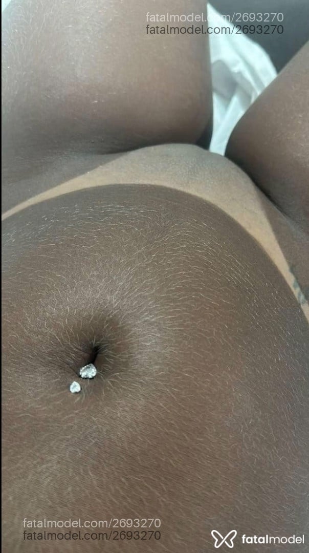 Acompanhante mulher morena (o) de olhos pretos em São Luís - Beelzinha