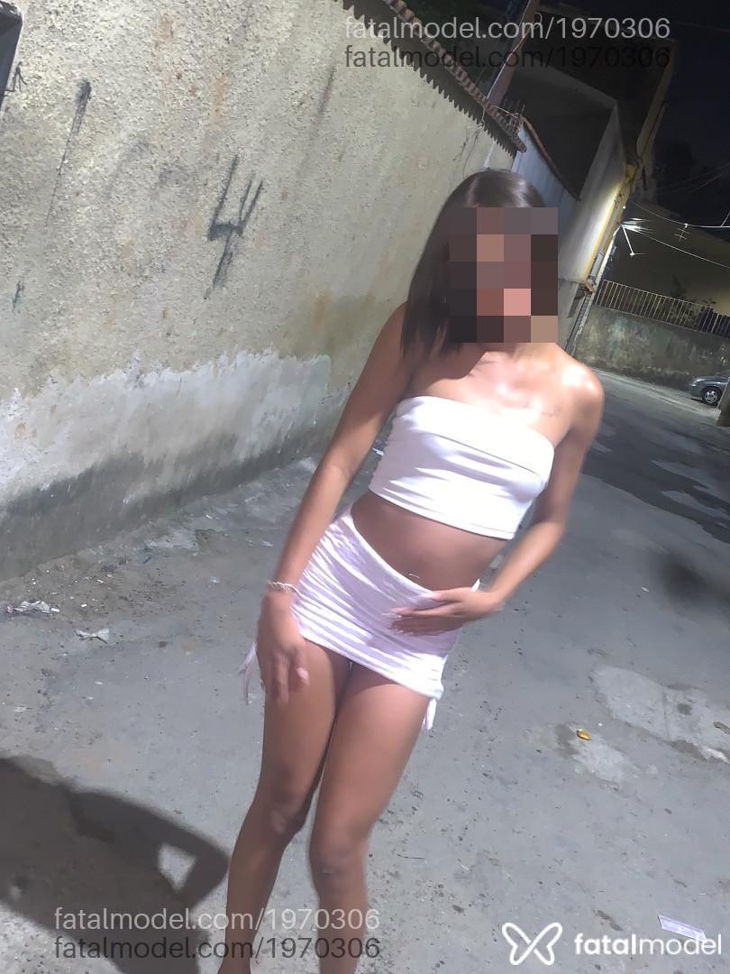 Acompanhante mulher trans morena (o) de olhos pretos em Volta Redonda - Agnes